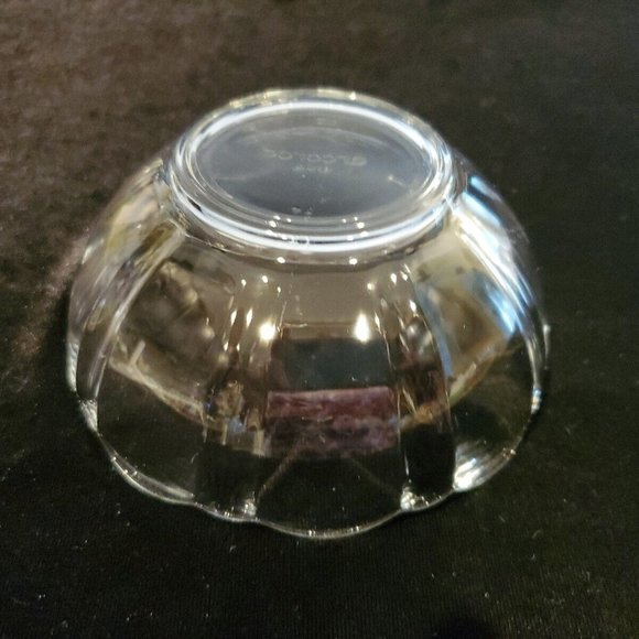 ARCOROC Bengale Scalloped Clear Glass 4.75” Bowls ~ Set Of 4 - Picture 4 of 6